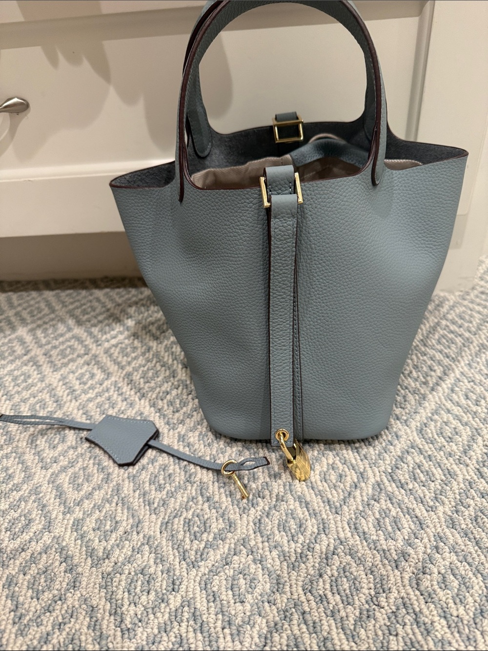 Women's Leather Bucket Bag in pebbled vegan leather Slate Blue